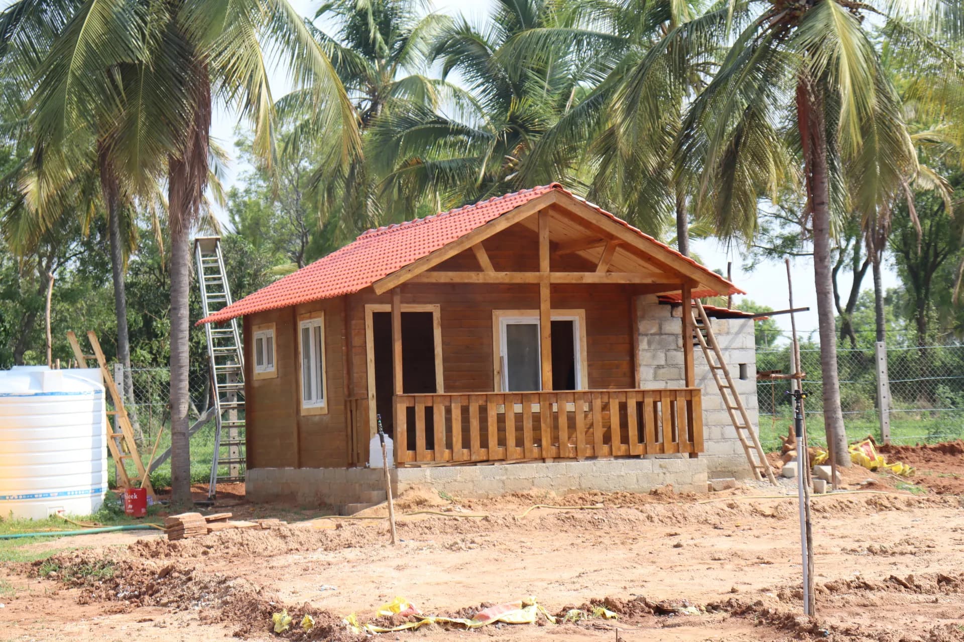 Wooden cottage at Rishyamukha Vintage